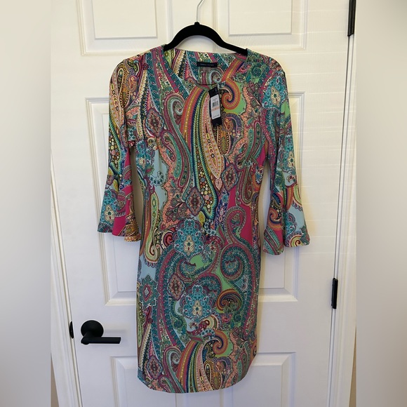 Tommy Hilfiger Dresses & Skirts - NWT Tommy Hilfiger Paisley Shift Dress bell sleeves size 2
